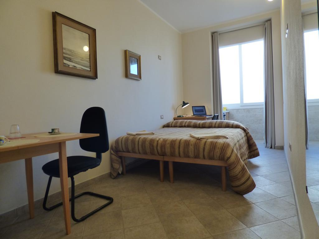 Hotel Anania Cagliari Pokój zdjęcie